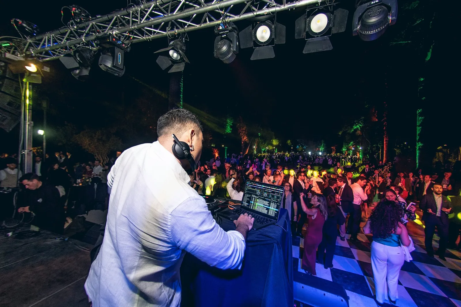 Fiestas y celebraciones — producción de Tres Treinta