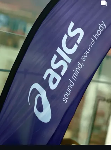 Activación de ASICS en centro comercial